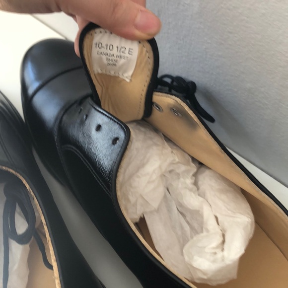 Black genuine leather oxfords (new) - Picture 2 of 4